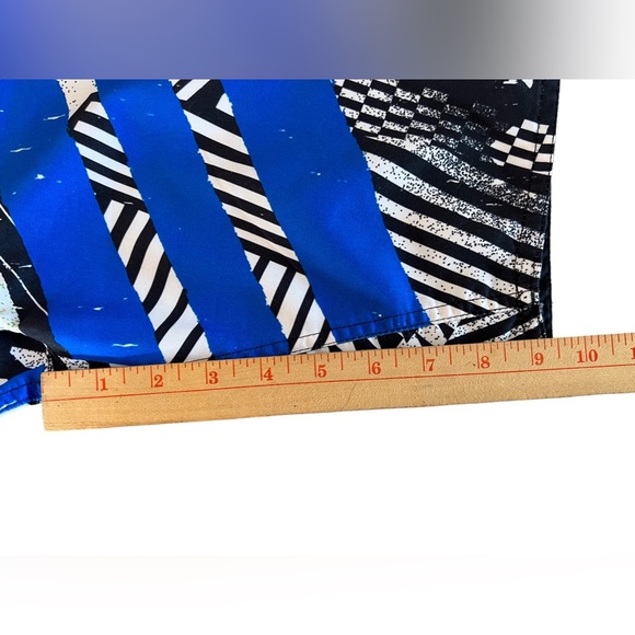 Maui and Sons multi colored swim trunks size XXL - Picture 4 of 8